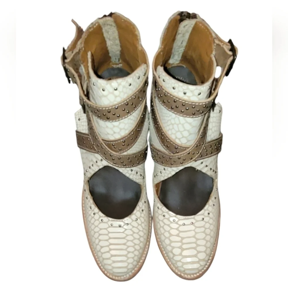 Freebird Handmade Leather Saphire White Snake  Western Boots